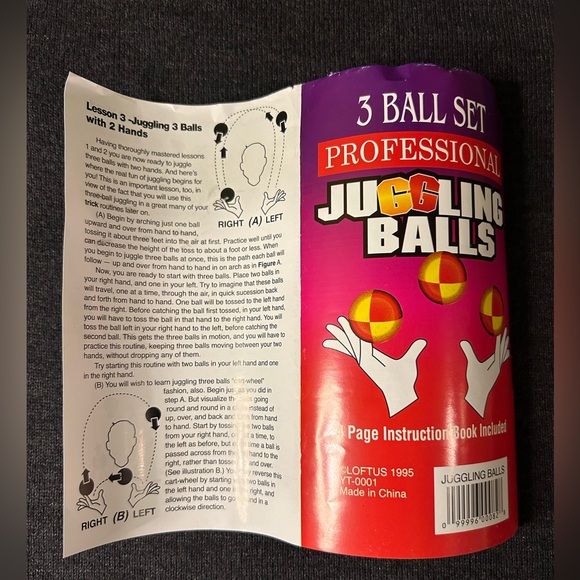 Brand New Set of Juggling Balls with Instruction Booklet  Balls Look Like Globes - Picture 4 of 5